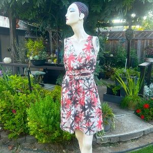 BANANA REPUBLIC Womens Size 4 Sleeveless Dress Pockets Sash Ivory Side zipper